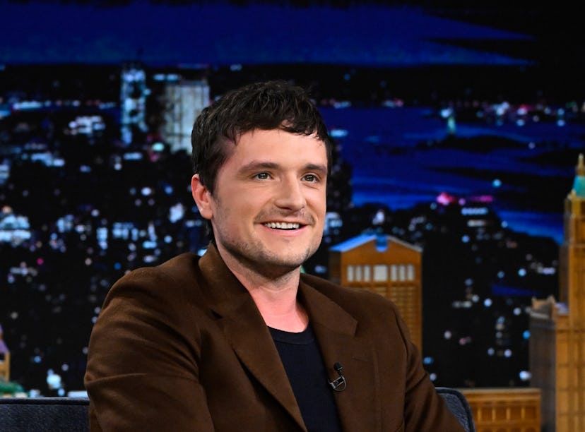 Josh Hutcherson admitted he thought Peeta's rock makeup in 'Hunger Games' was "ridiculous."