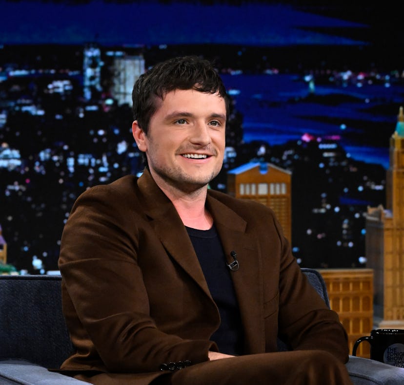 Josh Hutcherson admitted he thought Peeta's rock makeup in 'Hunger Games' was "ridiculous."