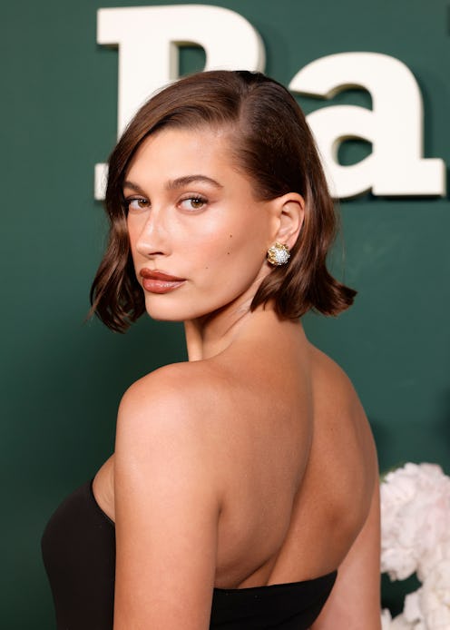 Hailey Bieber attends 2023 Baby2Baby Gala.