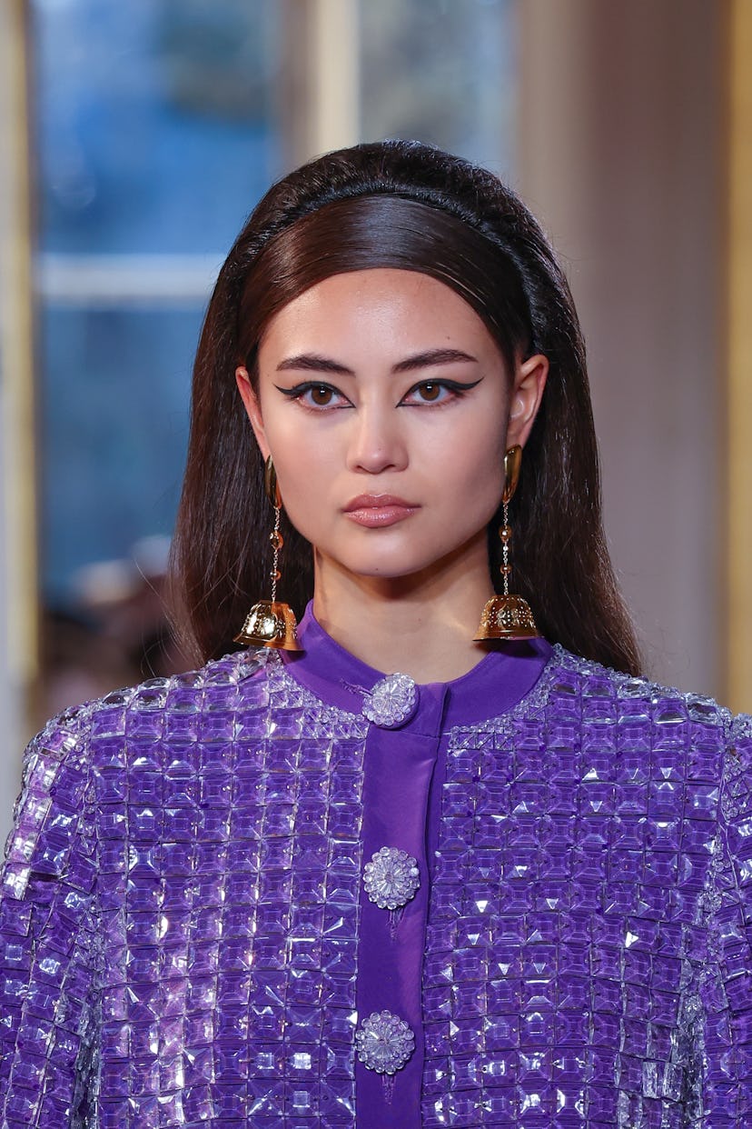 Mod hair and bold eyeliner was a staple on the Georges Hobeika Haute Couture runway.