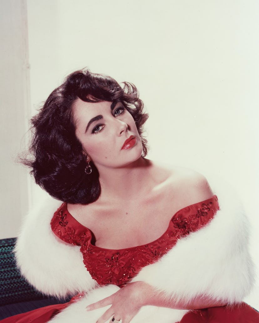 Kim Kardashian names actor Elizabeth Taylor as one of her beauty muses.