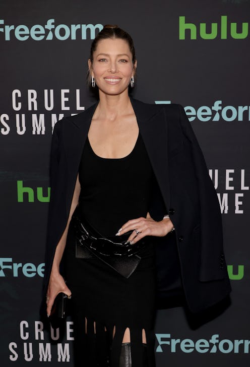 Jessica Biel answers fans' shower eating questions (at the premiere of Freeform's "Cruel Summer" Sea...