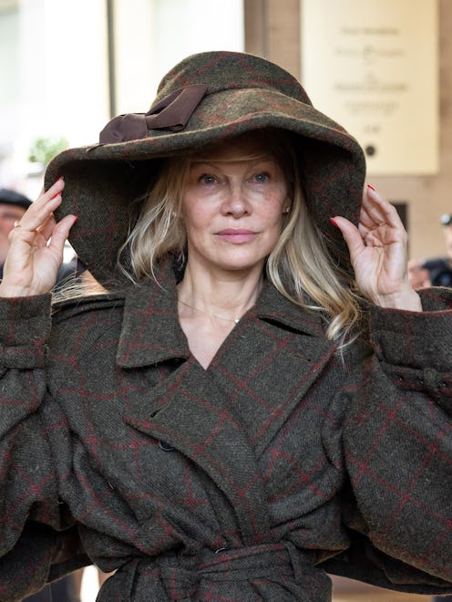 Pamela Anderson fronts Proenza Schouler's newest Spring 2024 campaign with makeup-free skin and her ...