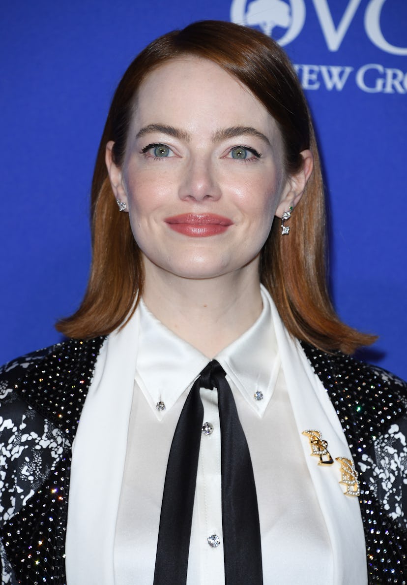 Emma Stone flipped ends hairstyle