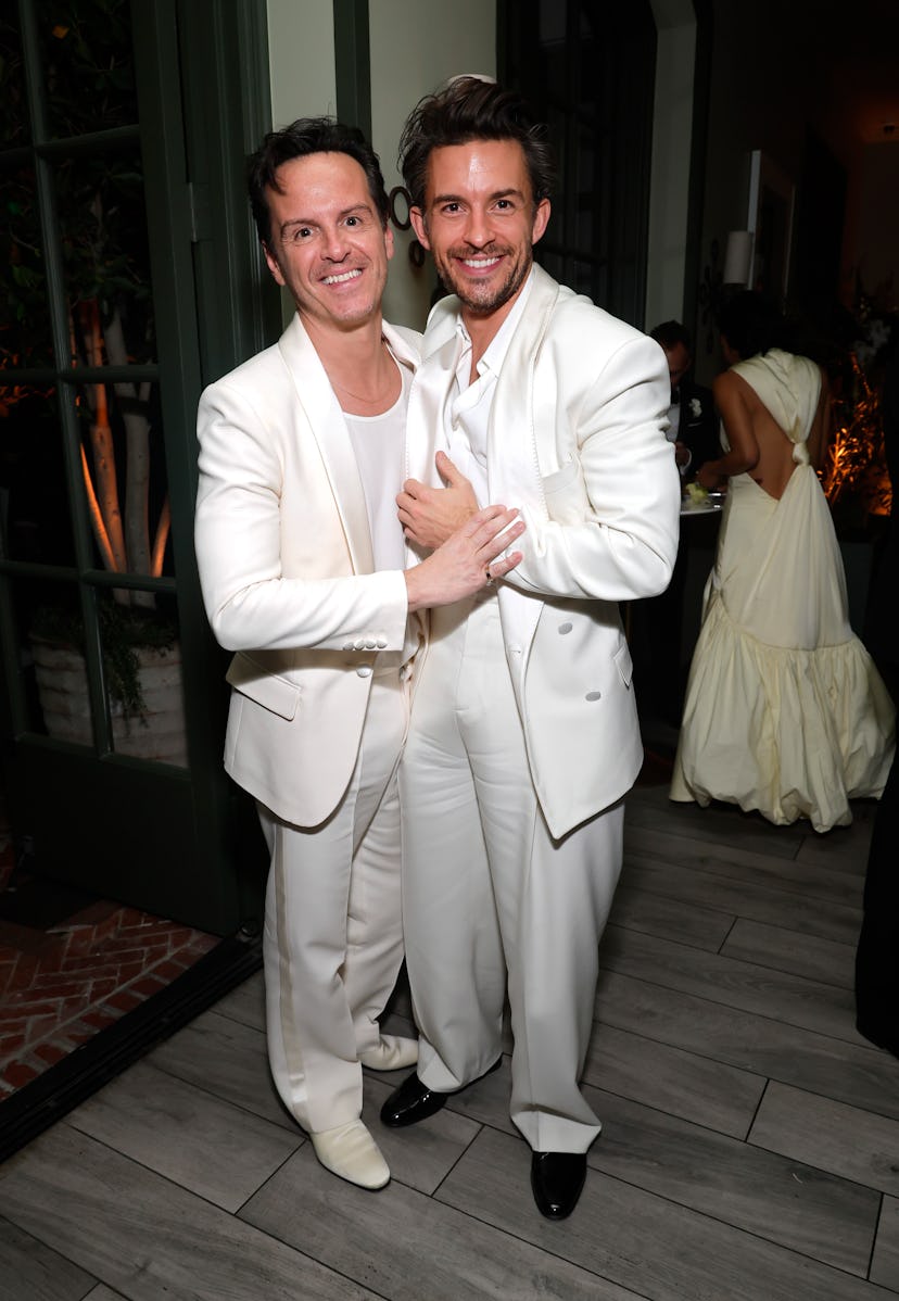 BEVERLY HILLS, CALIFORNIA - JANUARY 07: (L-R) Andrew Scott and Jonathan Bailey attend Netflix's 2024...