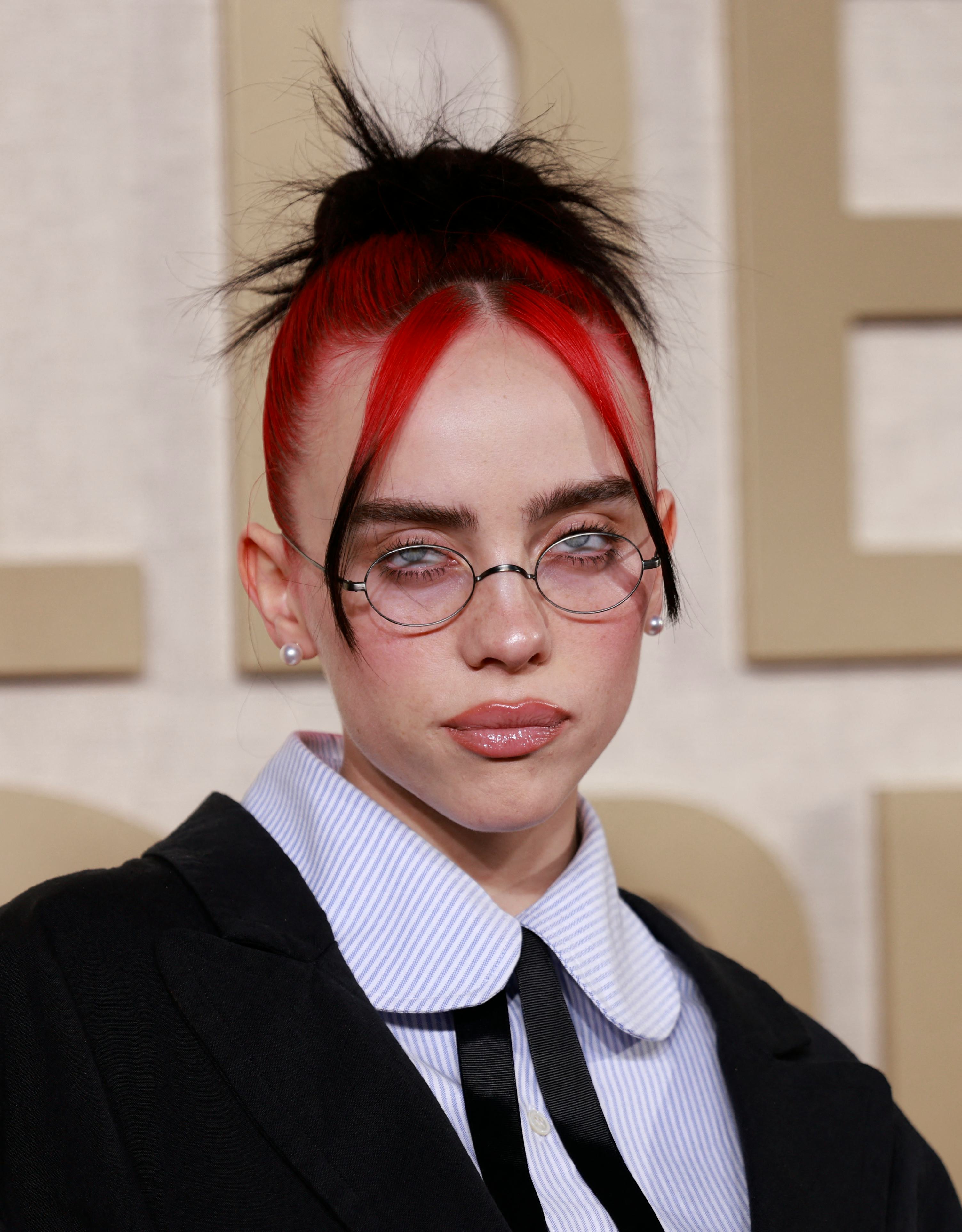 Billie Eilish&rsquo;s spiky updo at the 81st annual Golden Globe Awards in Jan. 2024.