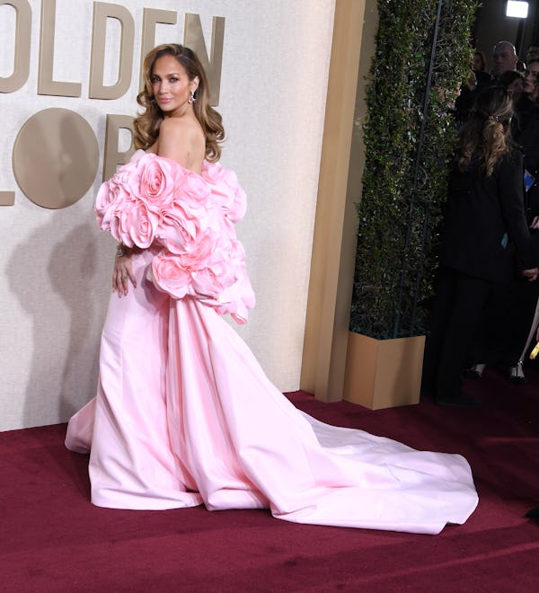 BEVERLY HILLS, CALIFORNIA - JANUARY 07: Jennifer Lopez arrives at the 81st Annual Golden Globe Award...