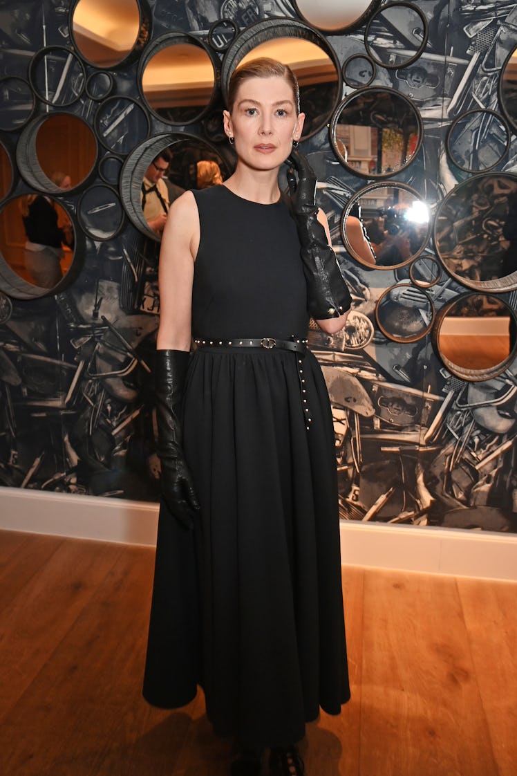 Rosamund Pike attends a tastemaker screening of "Saltburn" at The Ham Yard Hotel on December 19, 202...