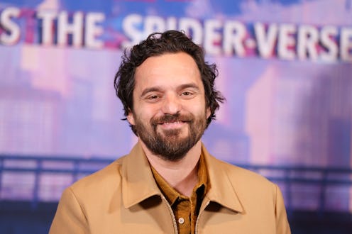 Jake Johnson Knows ‘New Girl’ “Fell Off A Cliff” At One Point