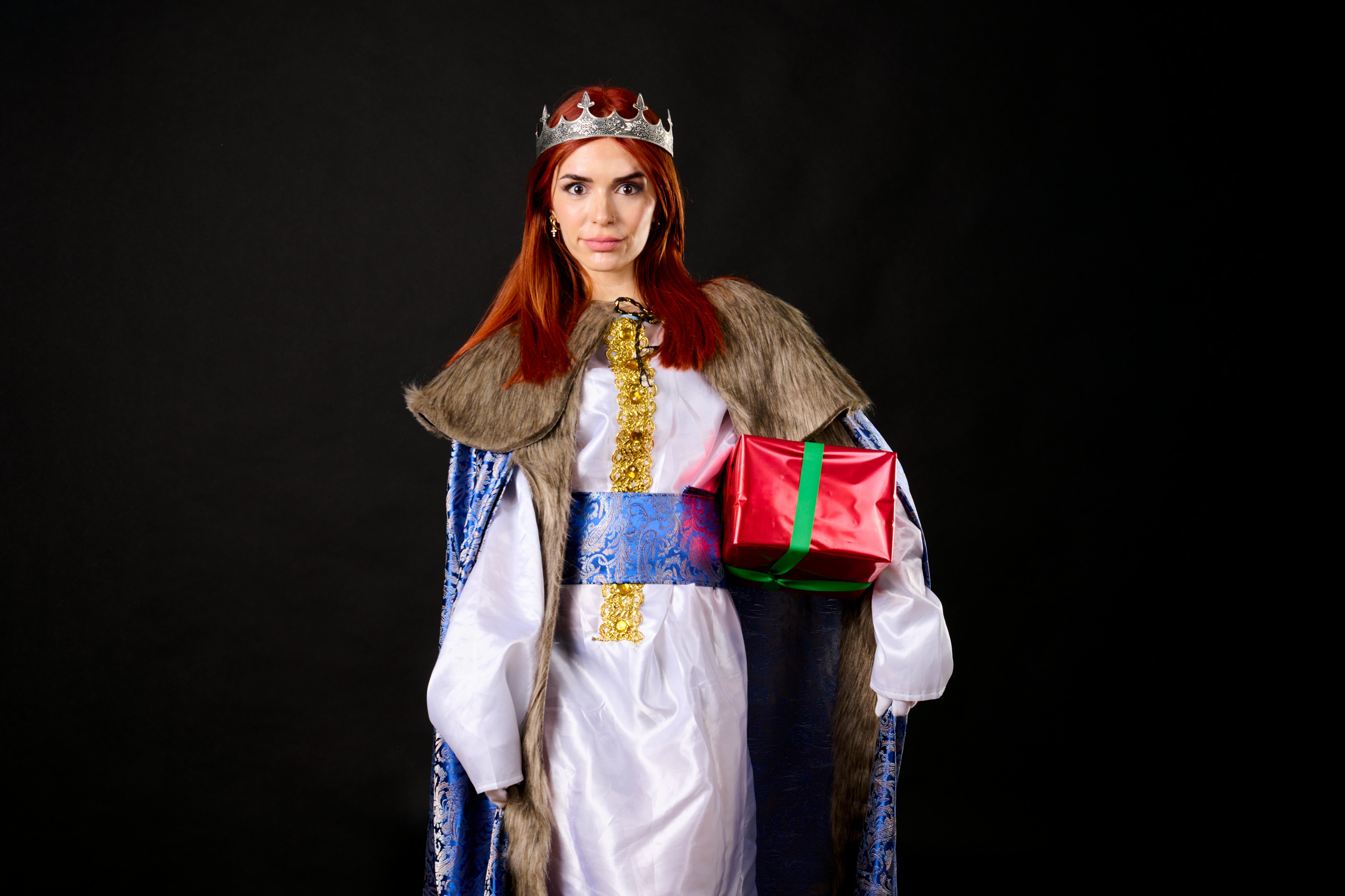 Libras are very princessy.