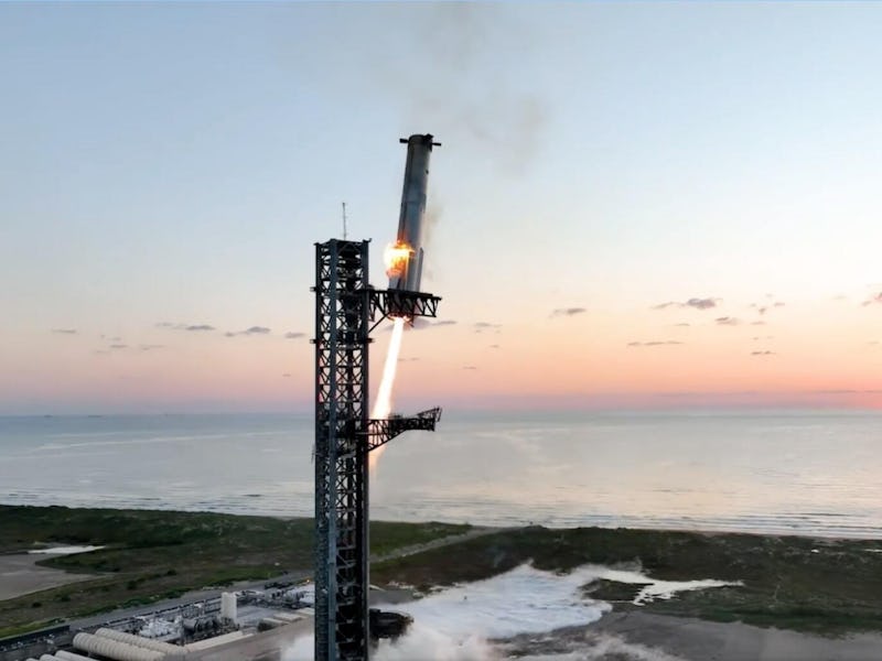 TEXAS, UNITED STATES - OCTOBER 13: (----EDITORIAL USE ONLY - MANDATORY CREDIT - SPACEX / HANDOUT' - ...