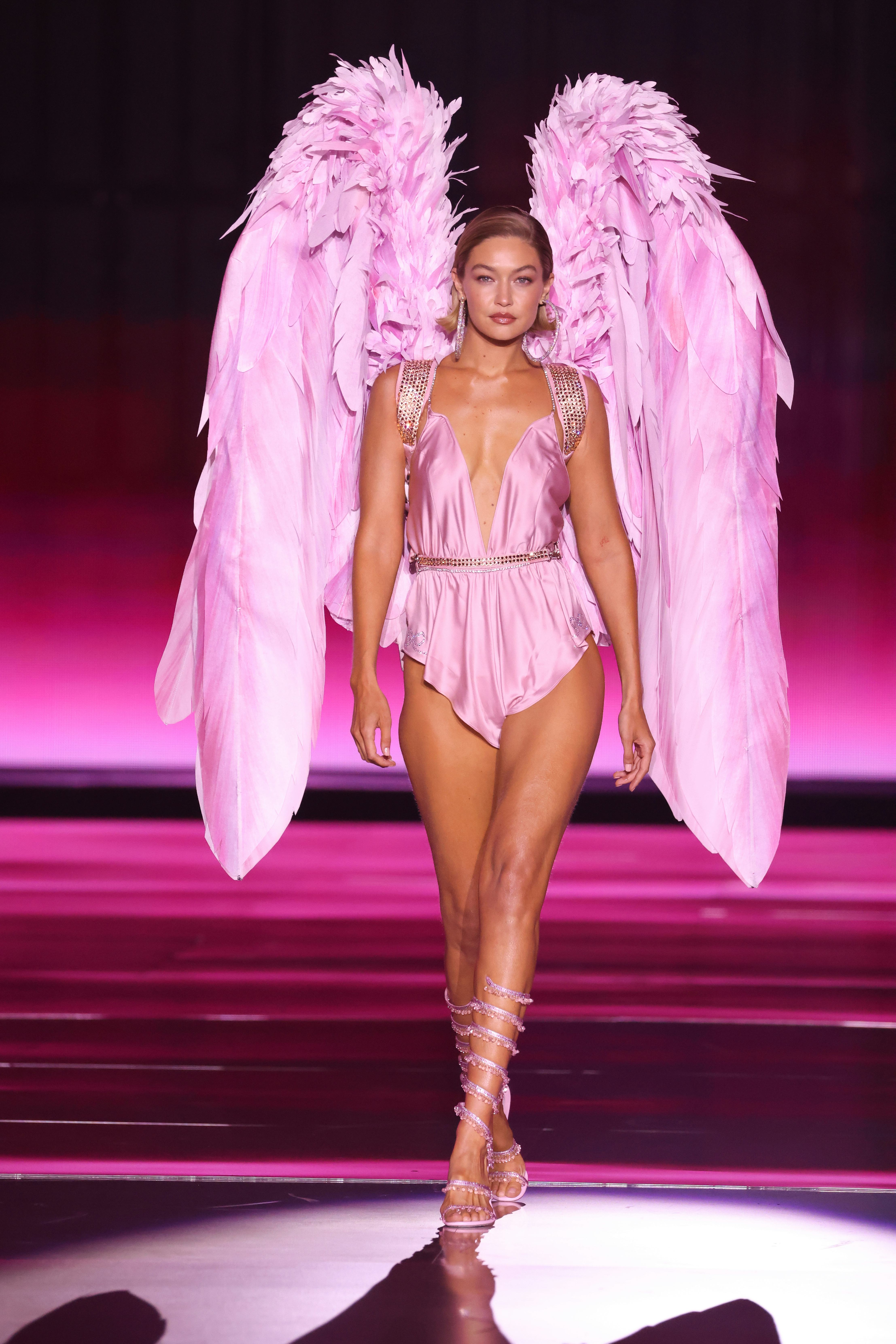 Gigi Hadid on the runway at the Victoria&rsquo;s Secret Fashion Show held at the Brooklyn Navy Yard on Oct&hellip;