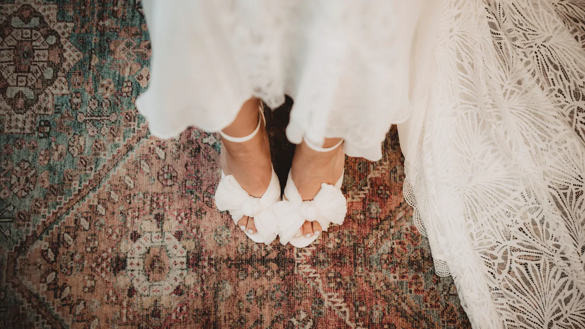 What To Do If You Hate Your Wedding Dress, Because It Doesn't Have To Ruin Everything What To Do If You Hate Your Wedding Dress, Because It Doesn't Have To Ruin Everything
