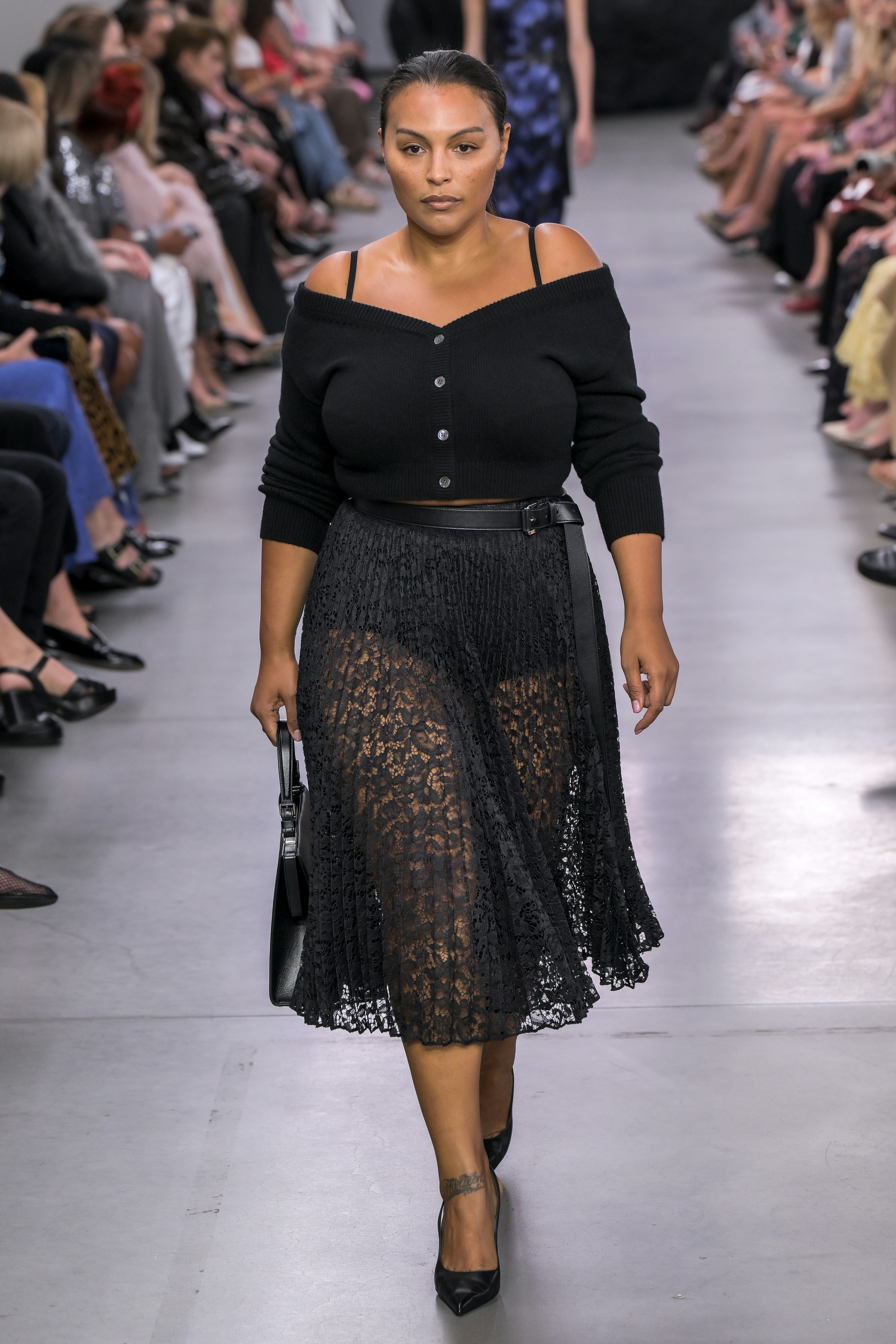 Paloma Elsesser on the runway at Michael Kors RTW Spring 2025 as part of New York Ready to Wear Fash&hellip;