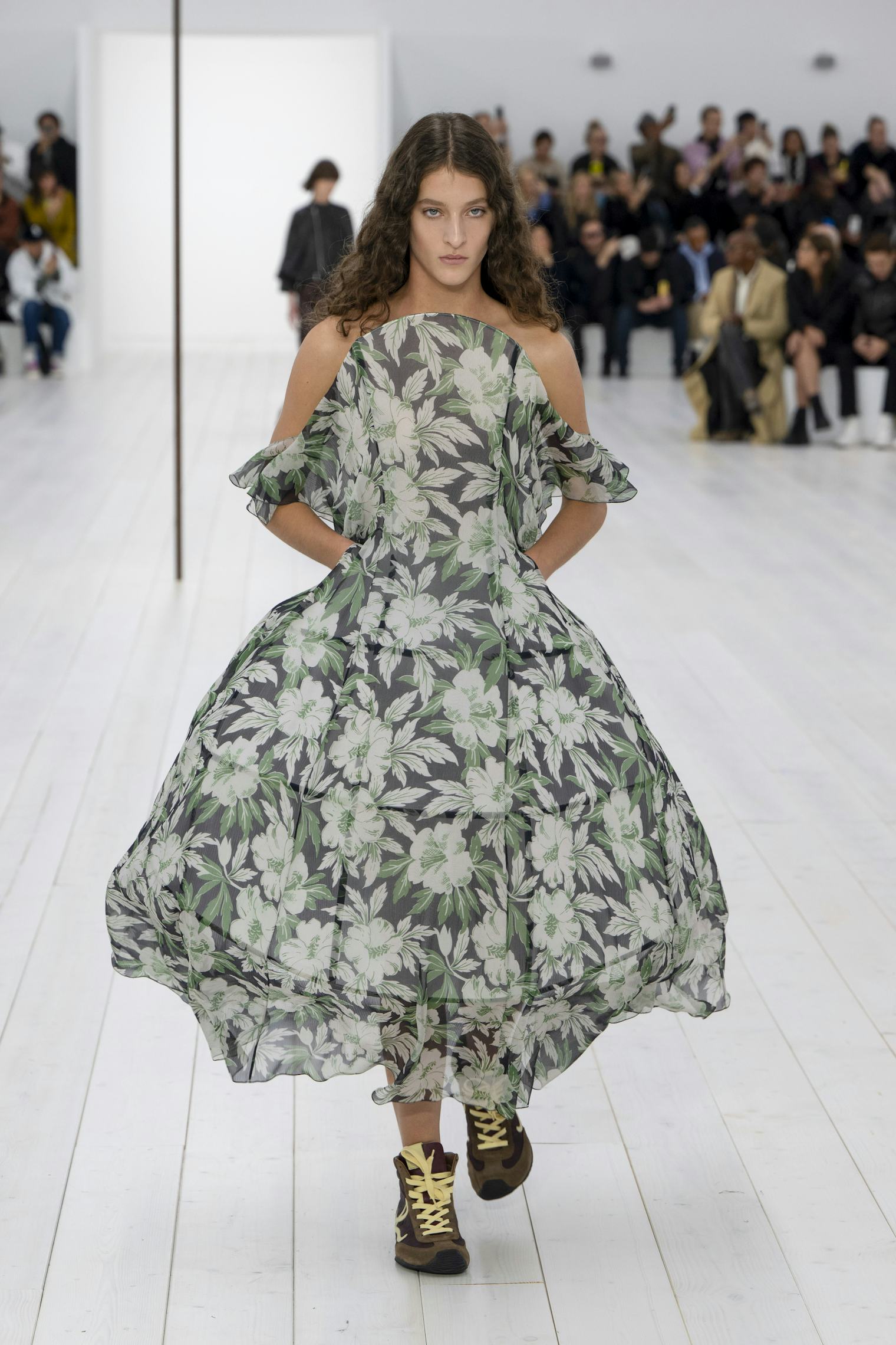 10 Spring/Summer 2025 Runway Outfit Ideas