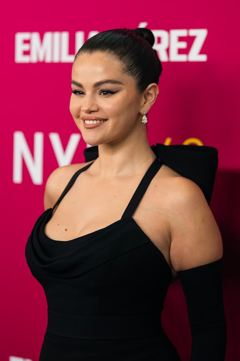 NEW YORK, NEW YORK - SEPTEMBER 30: Selena Gomez attends the "Emilia Pérez" Premiere during the 62nd ...