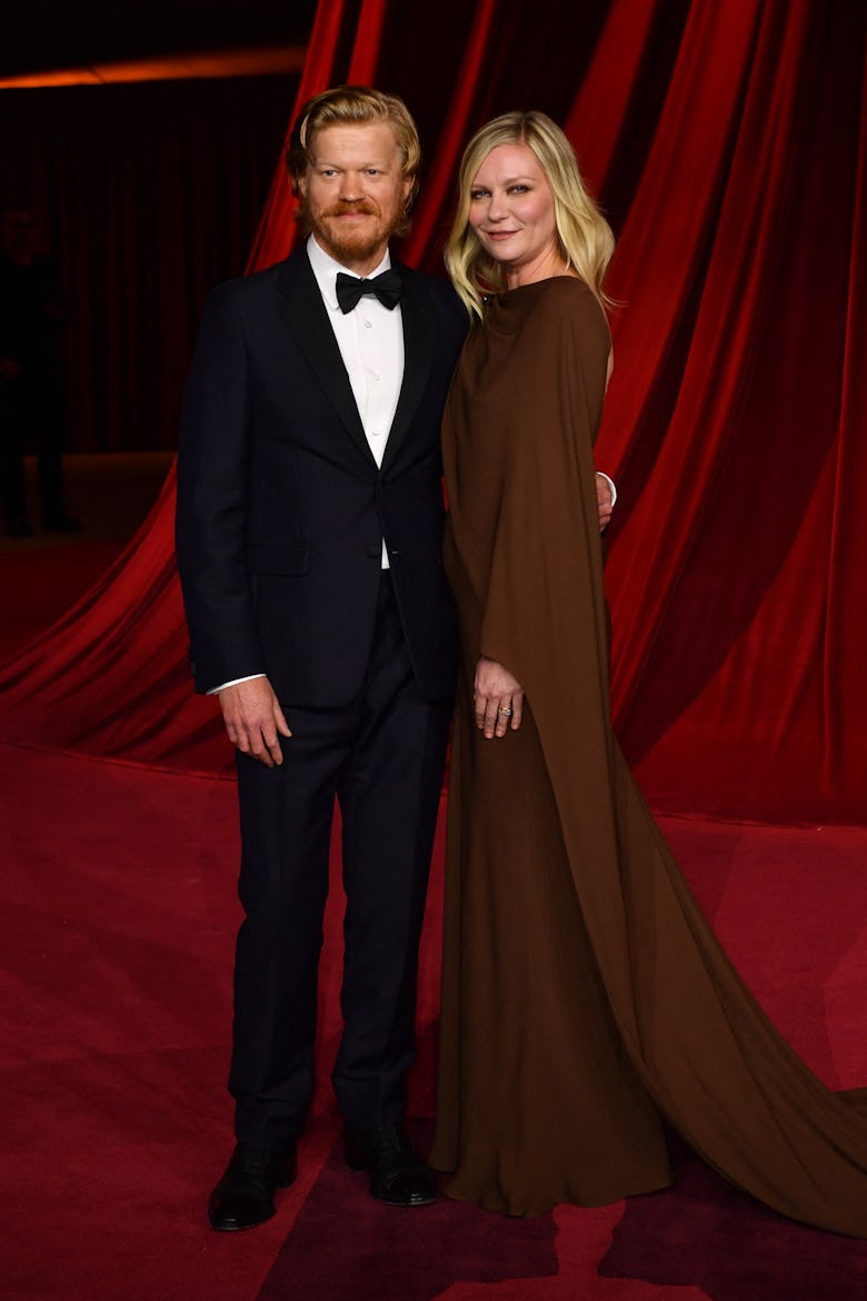 GAYA BERPASANGAN TERBAIK DI ACADEMY MUSEUM GALA 2024