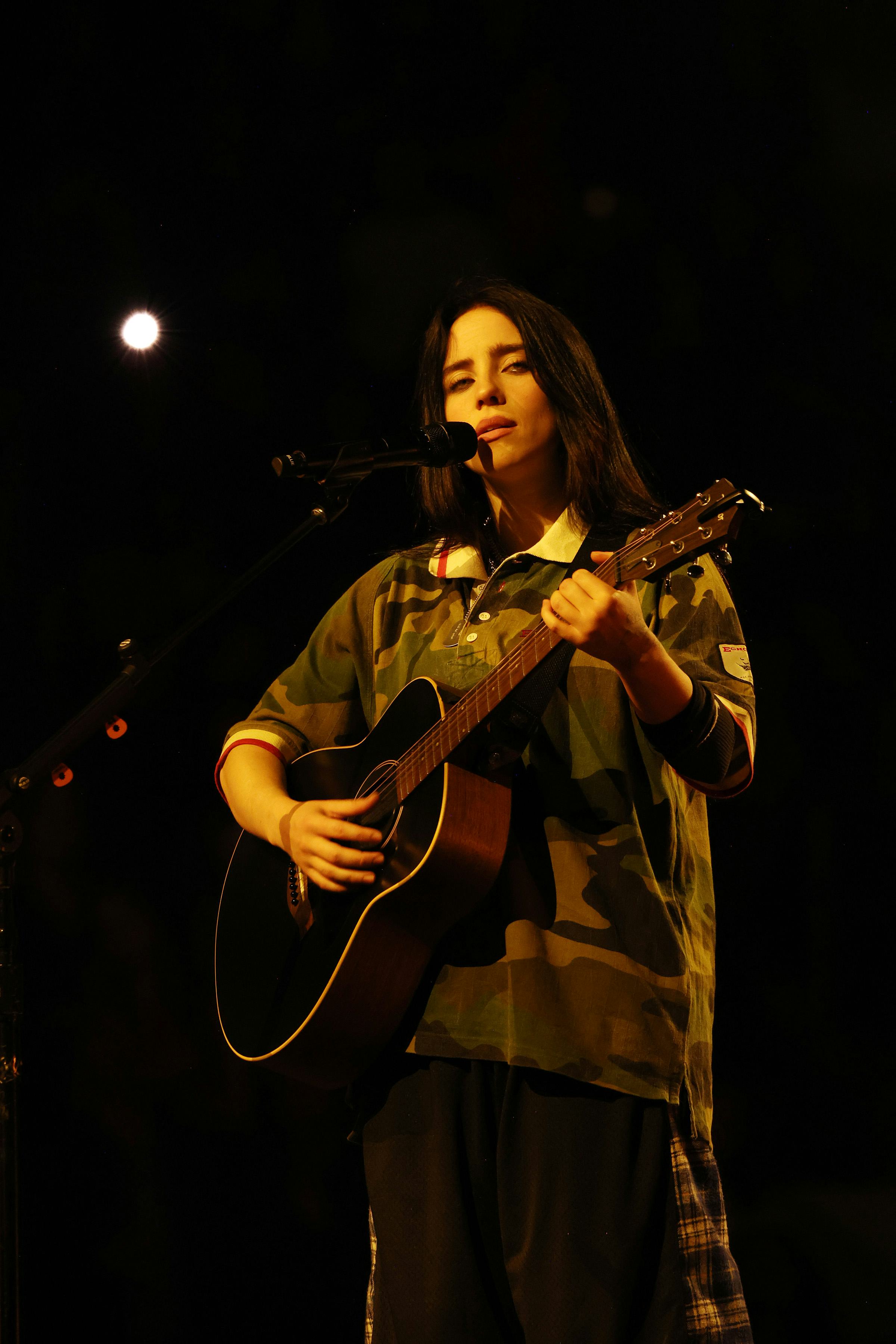 ミュージシャン HIT ME HARD AND SOFT Billie Eilish tour BILLIE EILISH HOME | Info on how to get HIT ME HARD AND SOFT
