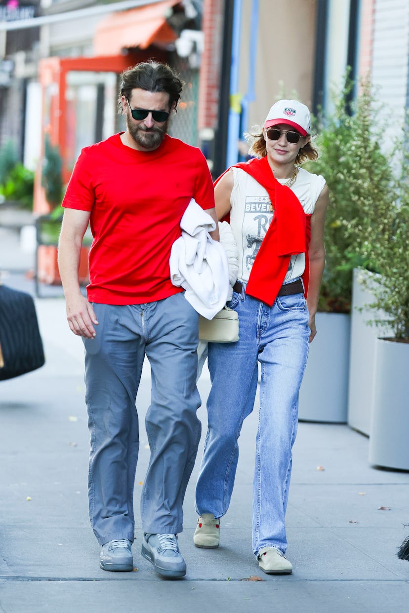 Gigi Hadid wore “ugly shoes” and matched with boyfriend Bradley Cooper.