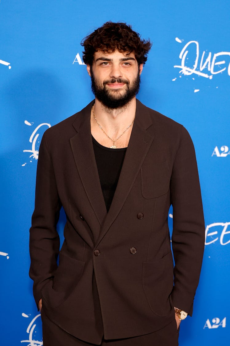 LOS ANGELES, CALIFORNIA - NOVEMBER 13: Noah Centineo attends the Los Angeles premiere of A24's "Quee...