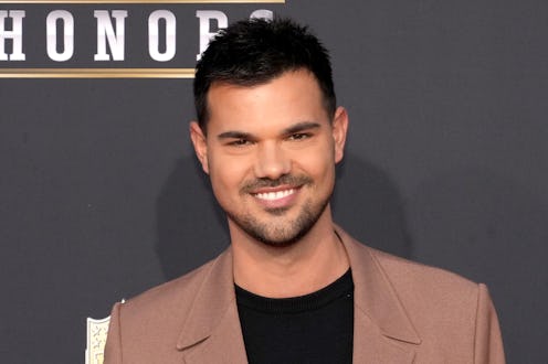 Twilight's Taylor Lautner Says “Screw Edward” For A Viral TikTok Trend