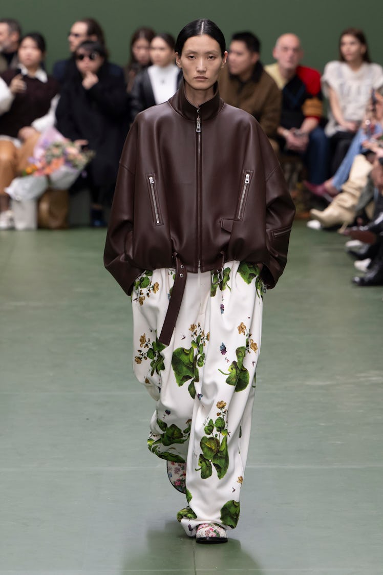 PARIS, FRANCE - MARCH 01: A model walks the runway during the Loewe Ready to Wear Fall/Winter 2024-2...