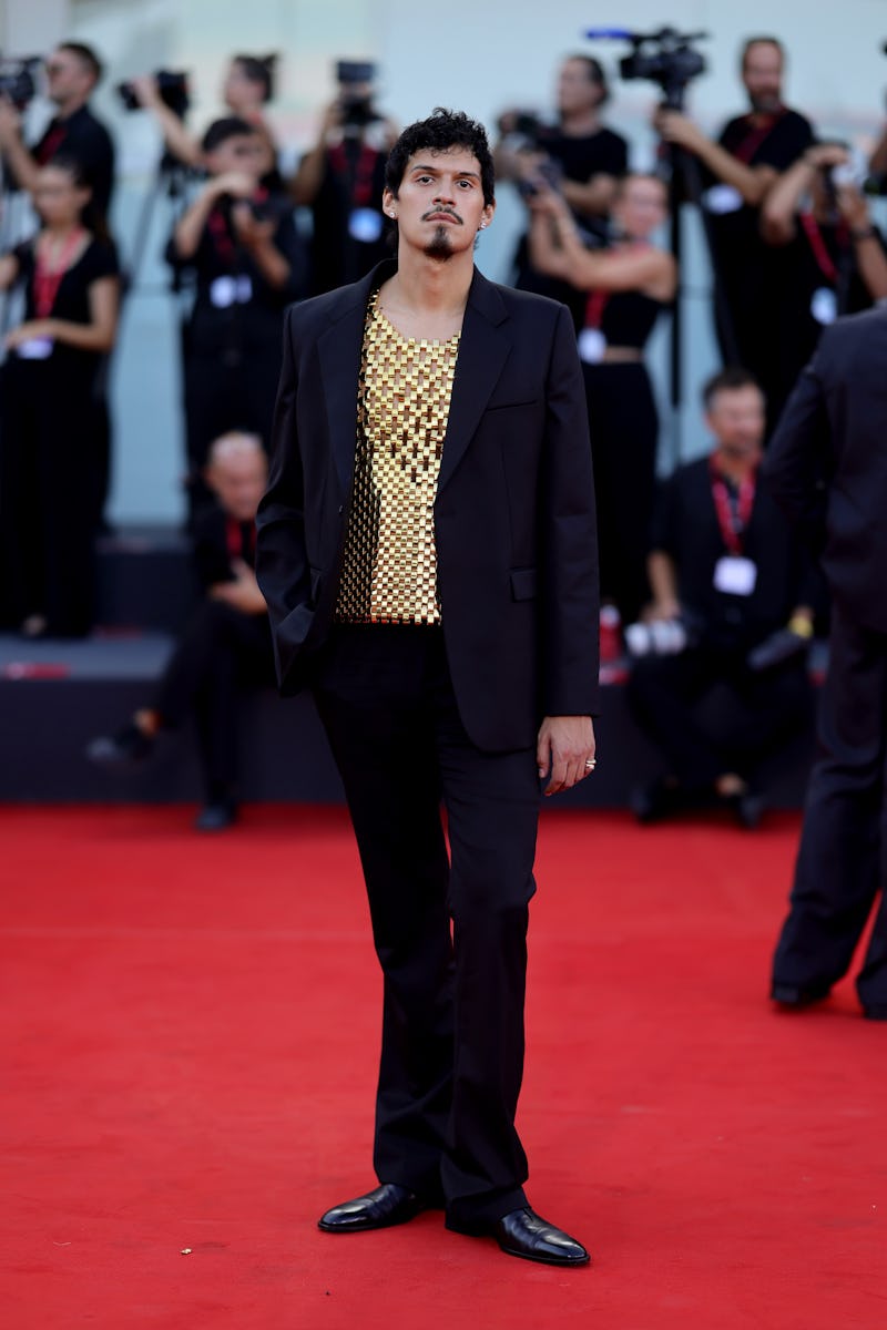 VENICE, ITALY - SEPTEMBER 03: Omar Apollo attends the "Queer" red carpet during the 81st Venice Inte...