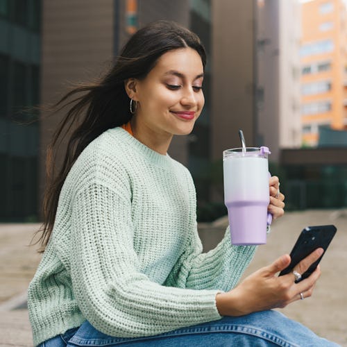 Apple’s Clean Up tool helps edit out background clutter.