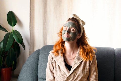 Your Friday, December 20 tarot reading reminds you to find some order and tradition in your day.