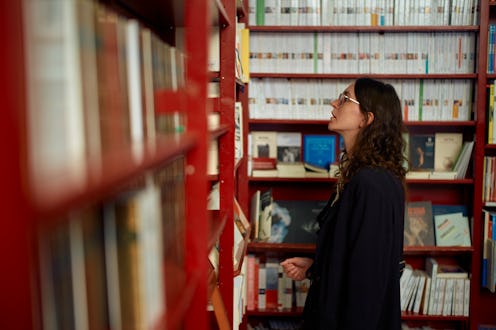 woman at the bookstore