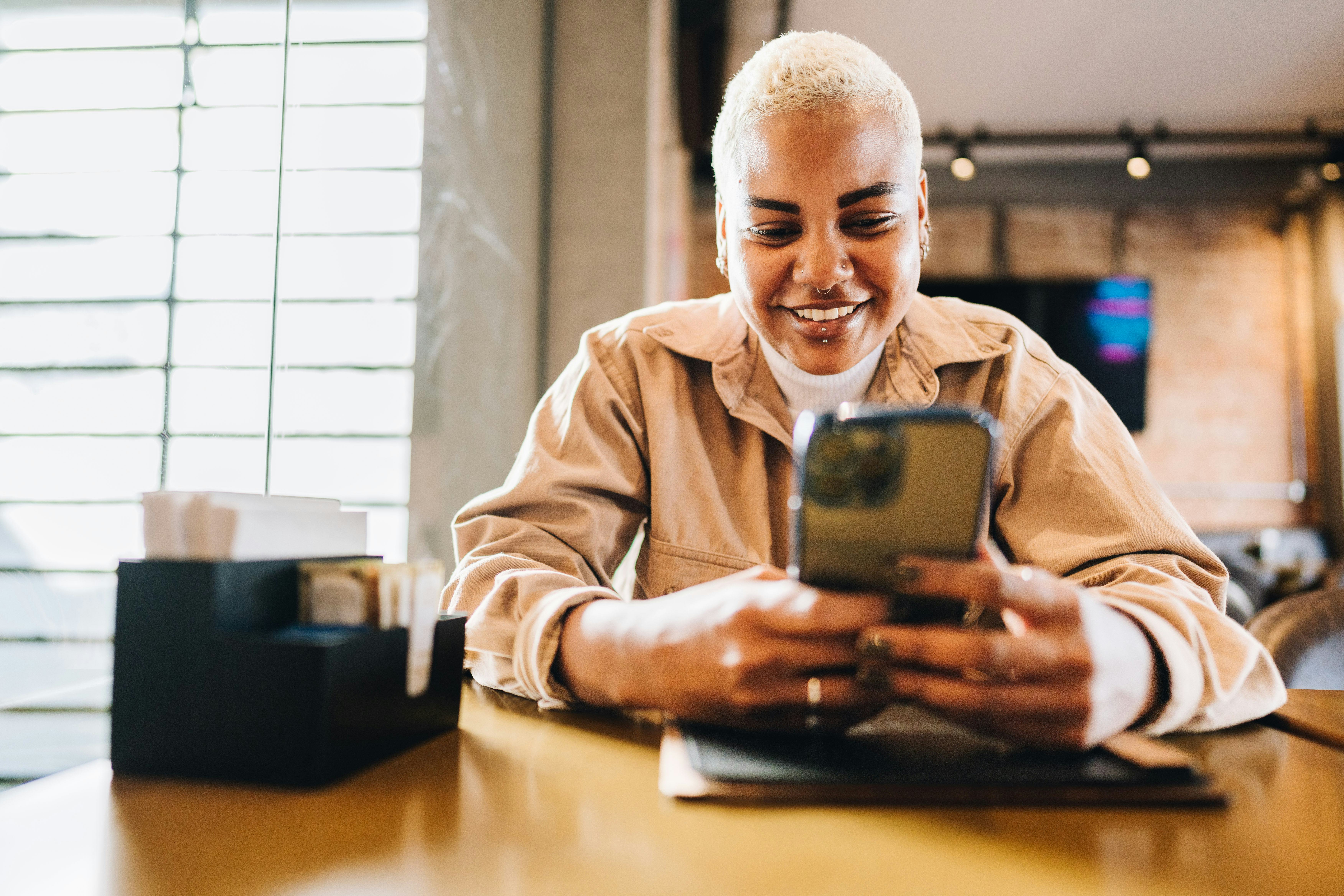 How to start loud looking on dating apps.