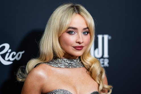 Sabrina Carpenter's outfit to the Tiny Desk performance was a blue babydoll dress.