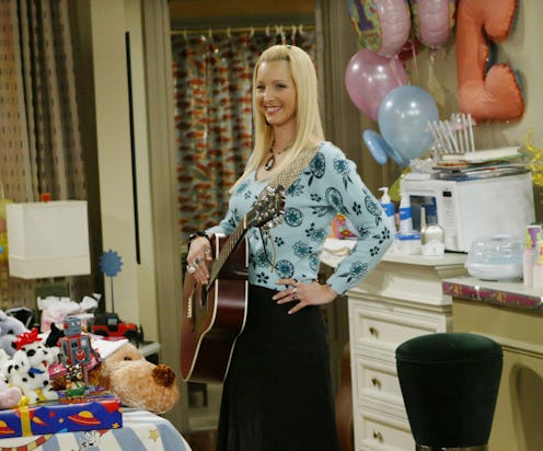 Phoebe Buffay's 'Friends' Salary, Spending, & Expenses, Explained