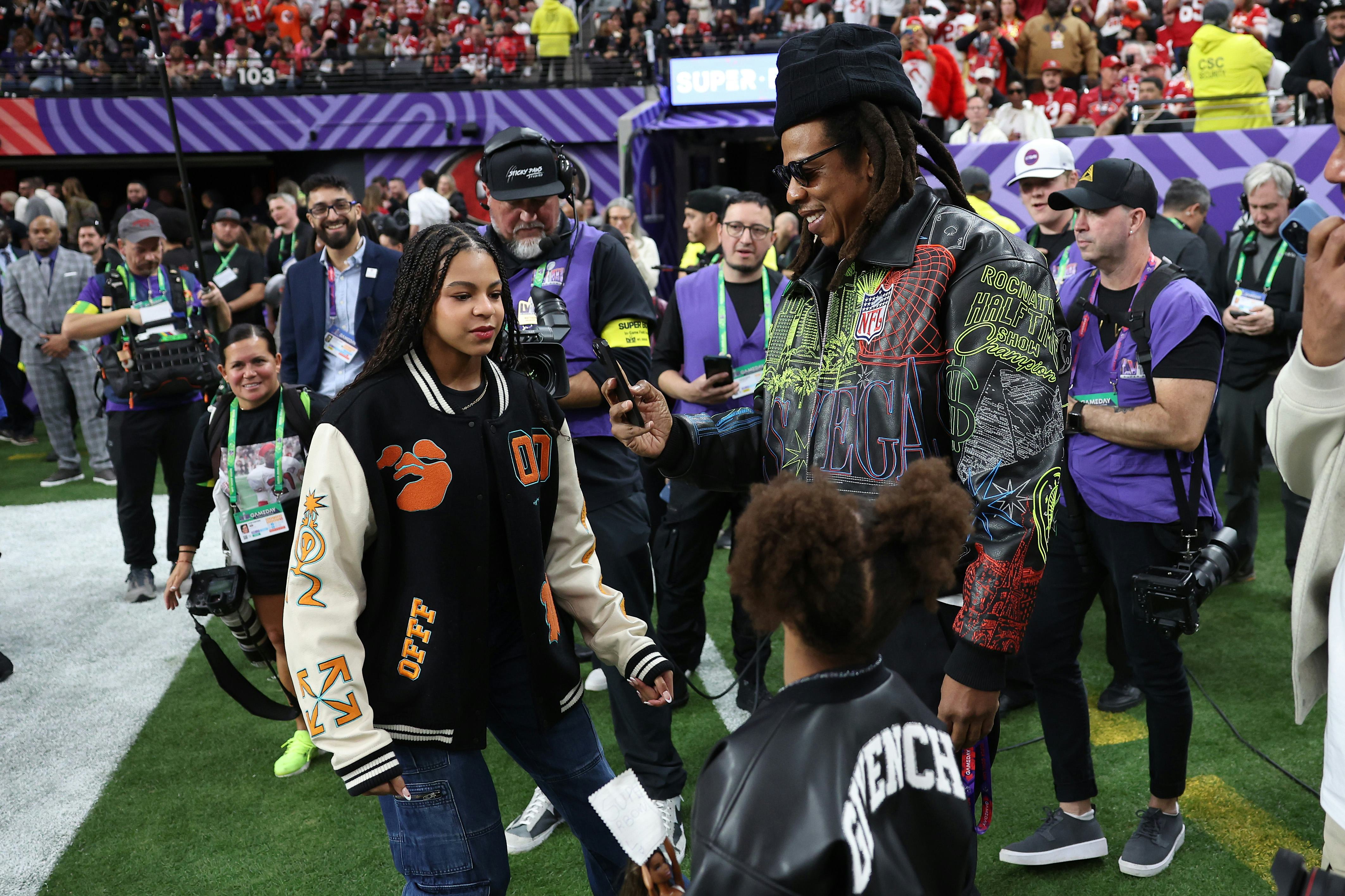 Blue Ivy Carter, Jay-Z and Rumi Carter were some of the celebrities at Super Bowl 2024.