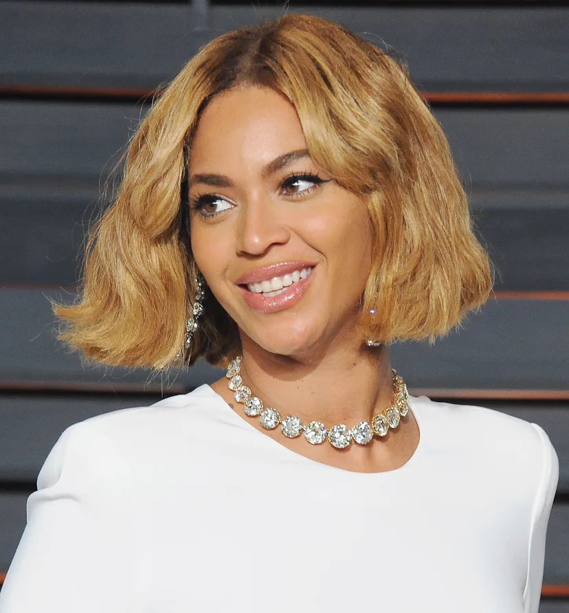 Beyoncé's Wavy Bob In Her 'Act II' Visuals Make This An Unforgettable Era