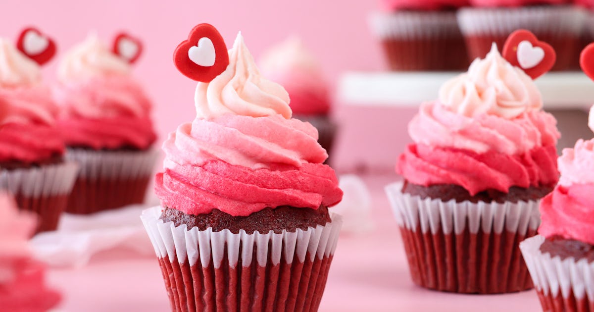 15 Valentine s Day Classroom Snack Ideas Recipes If You re On Party Duty 15-valentine-s-day-classroom-snack-ideas-recipes-if-you-re-on-party-duty