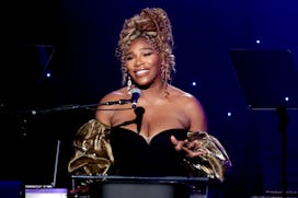 BEVERLY HILLS, CALIFORNIA - FEBRUARY 03: (FOR EDITORIAL USE ONLY) Serena Williams speaks onstage dur...