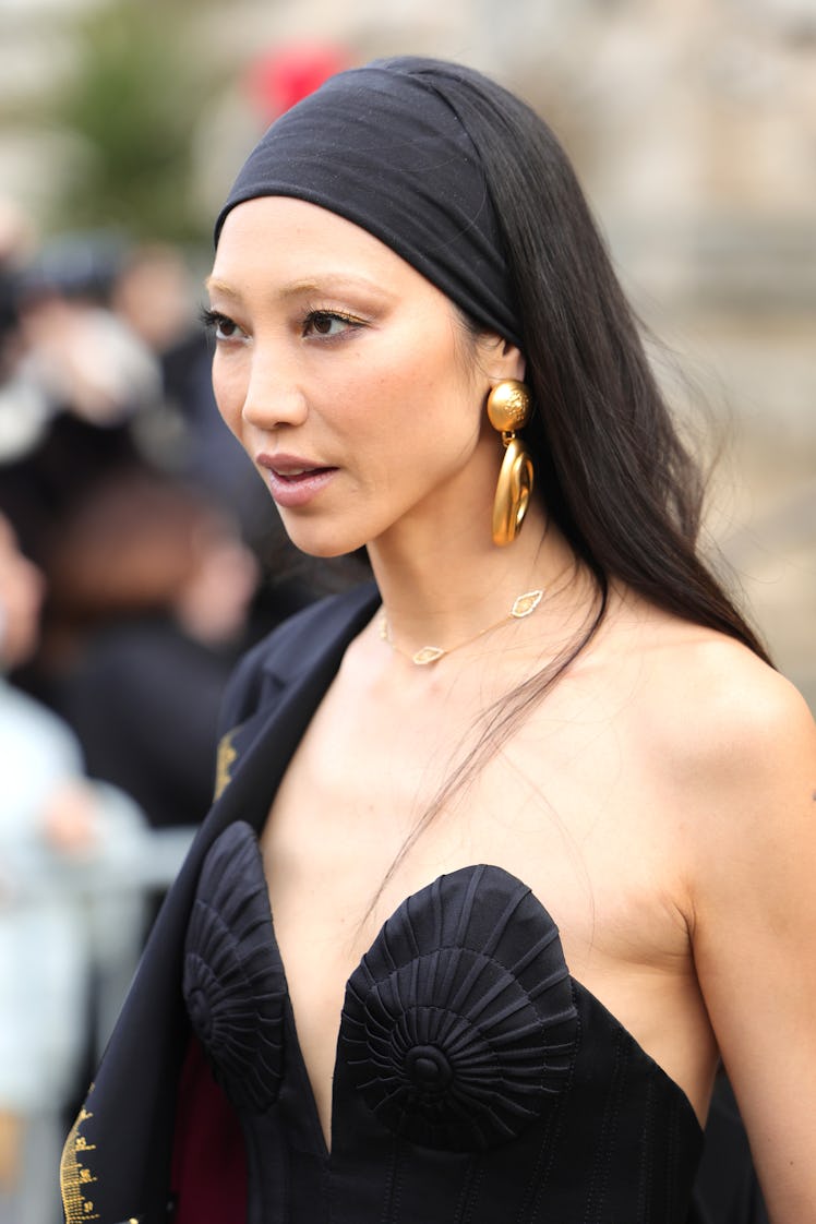 PARIS, FRANCE - JANUARY 22: Soo Joo Park attends the Schiaparelli Haute Couture Spring/Summer 2024 s...