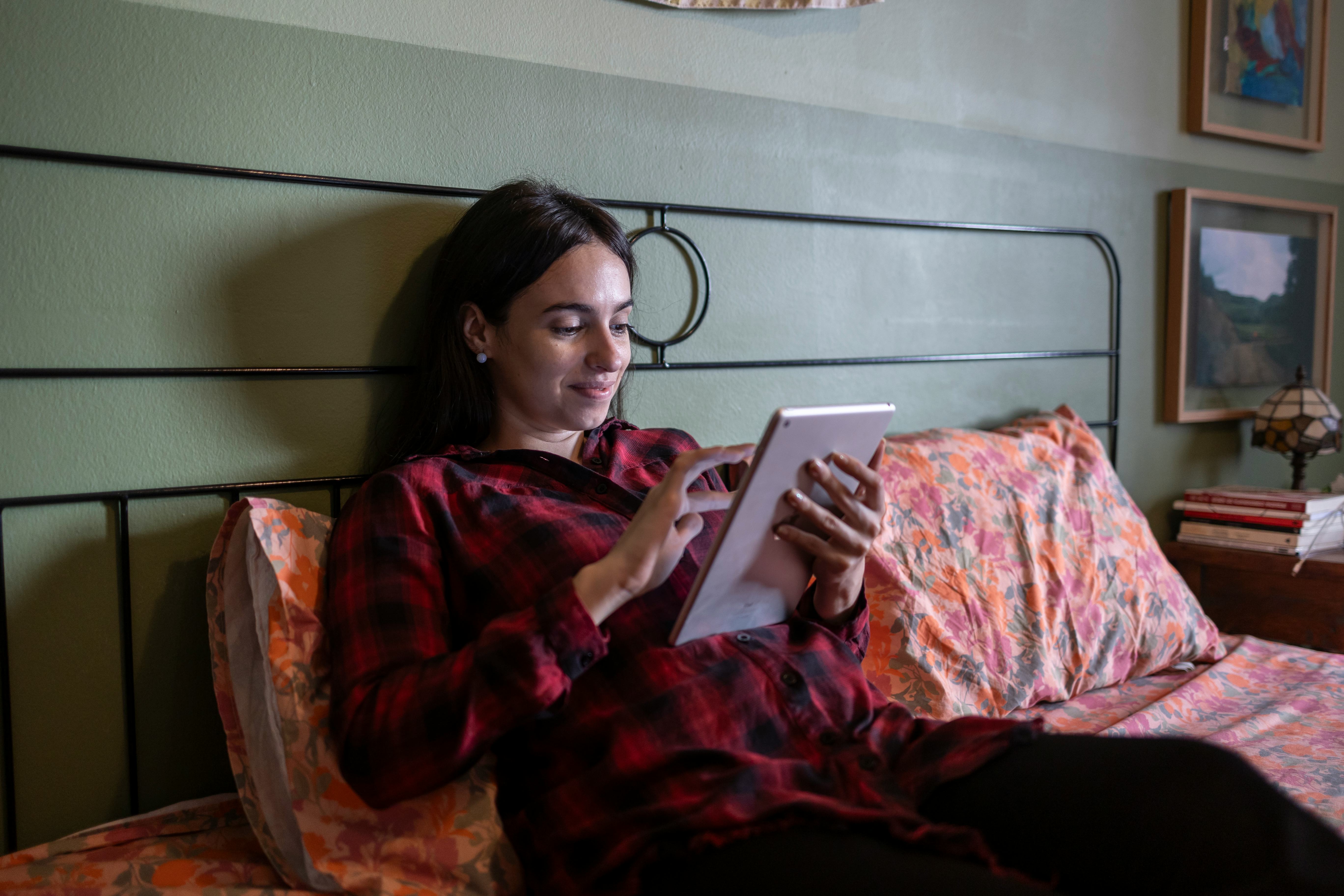 Does everyone have a happiness attack when they get into bed?