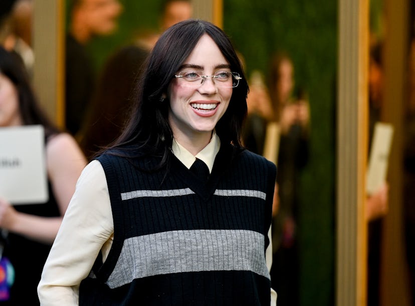 Billie Eilish's recently loose comment about TikTokers has the internet talking, including Bryce Hal...