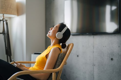 Why are bird sounds so relaxing? Experts explain this viral trend from TikTok.