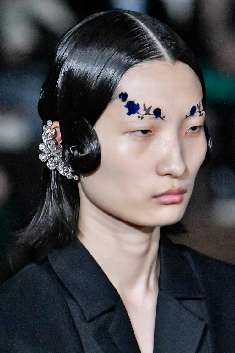 LONDON, ENGLAND - FEBRUARY 17: A model walks the runway during the Simone Rocha Ready to Wear Fall/W...