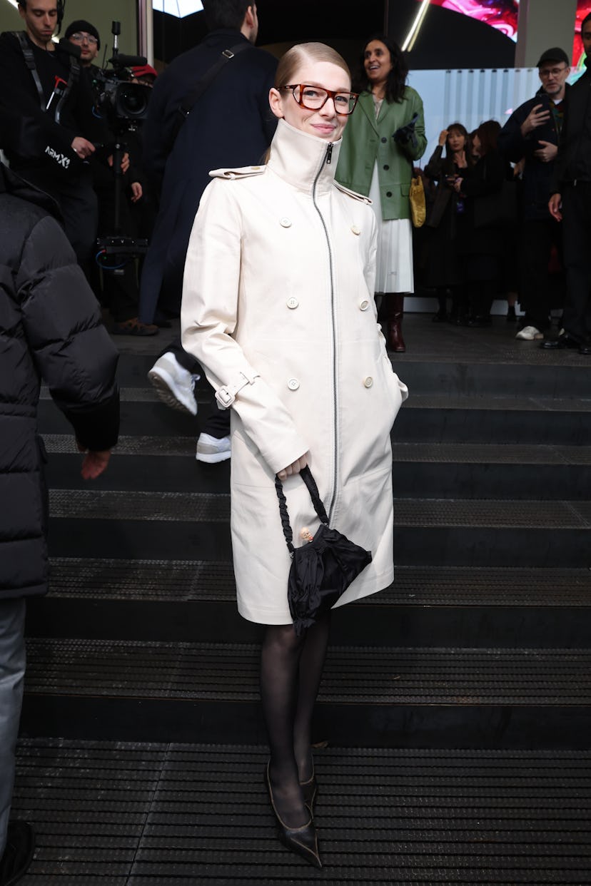 MILAN, ITALY - FEBRUARY 22: Hunter Schafer is seen arriving at the Prada fashion show during the Mil...
