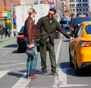 Gigi Hadid ve Bradley Cooper, 27 Şubat 2024'te New York'ta görülüyor.