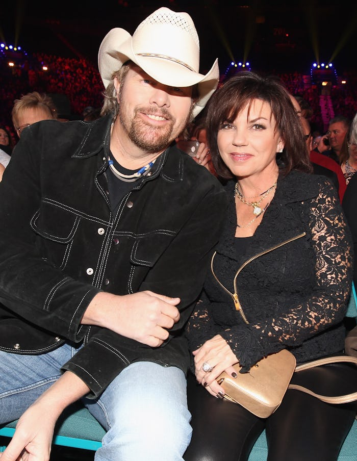 Toby Keith's wife and three daughters are mourning his death.