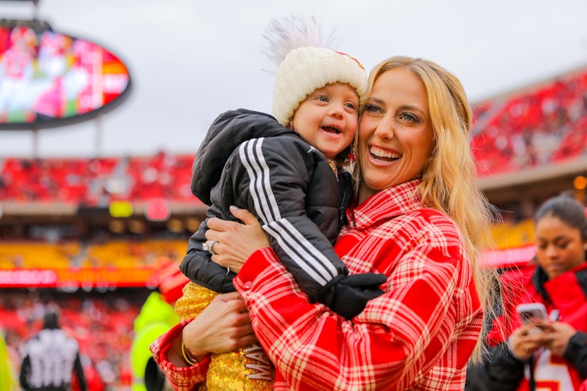 Brittney Mahomes, wife of Patrick Mahomes with Sterling Skye