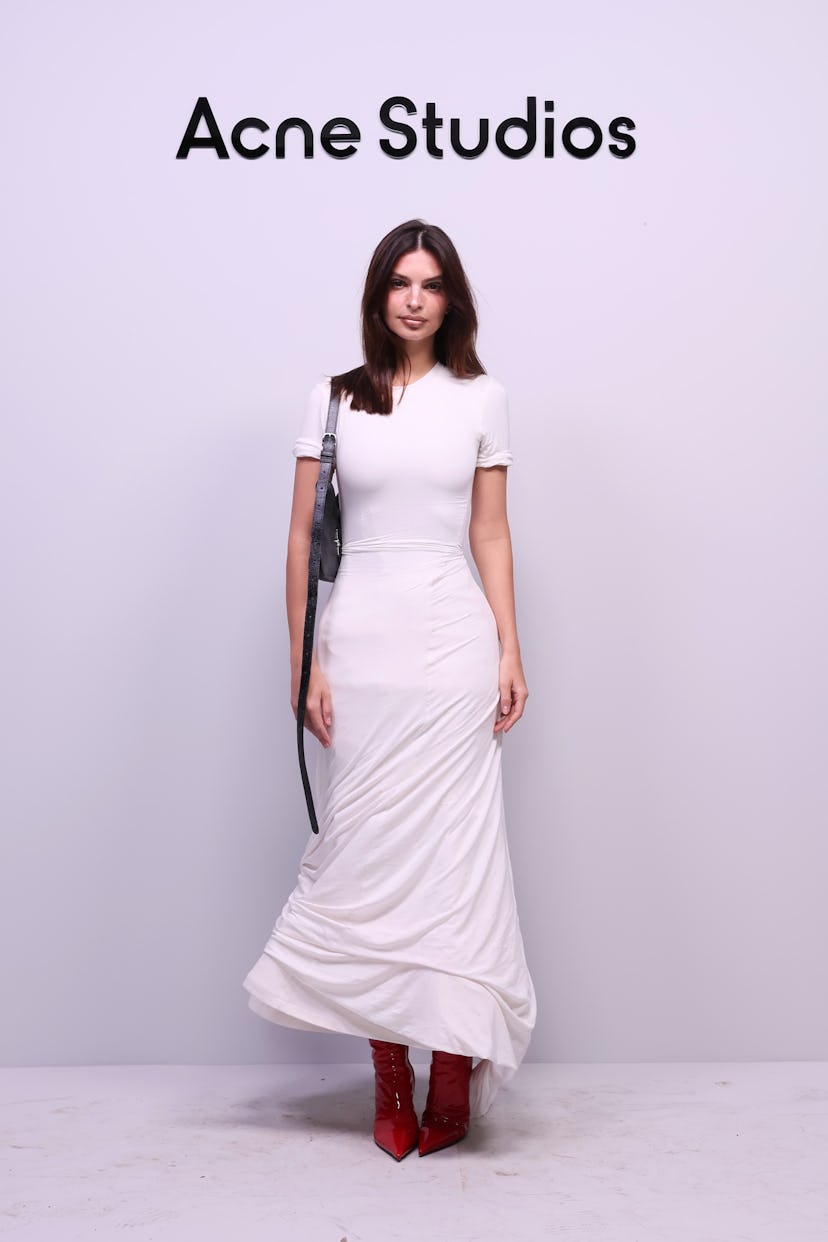 Emily Ratajkowski attends the Acne Studios Womenswear Fall/Winter 2024-2025 show as part of Paris Fa…