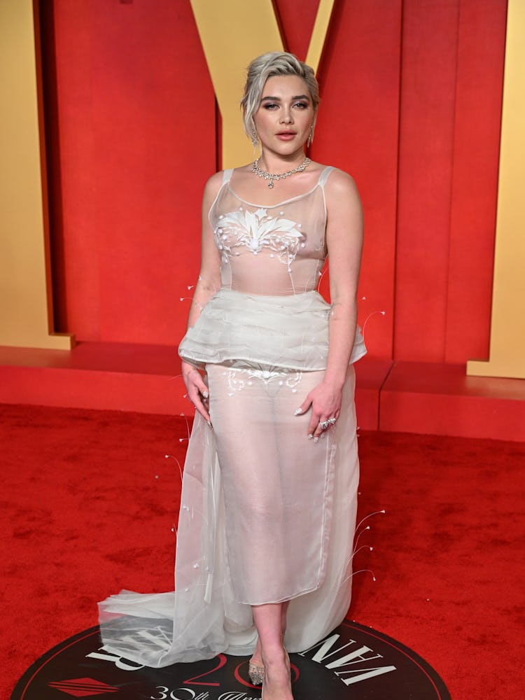 Florence Pugh attending the Vanity Fair Oscar Party held at the Wallis Annenberg Center for the Perf...
