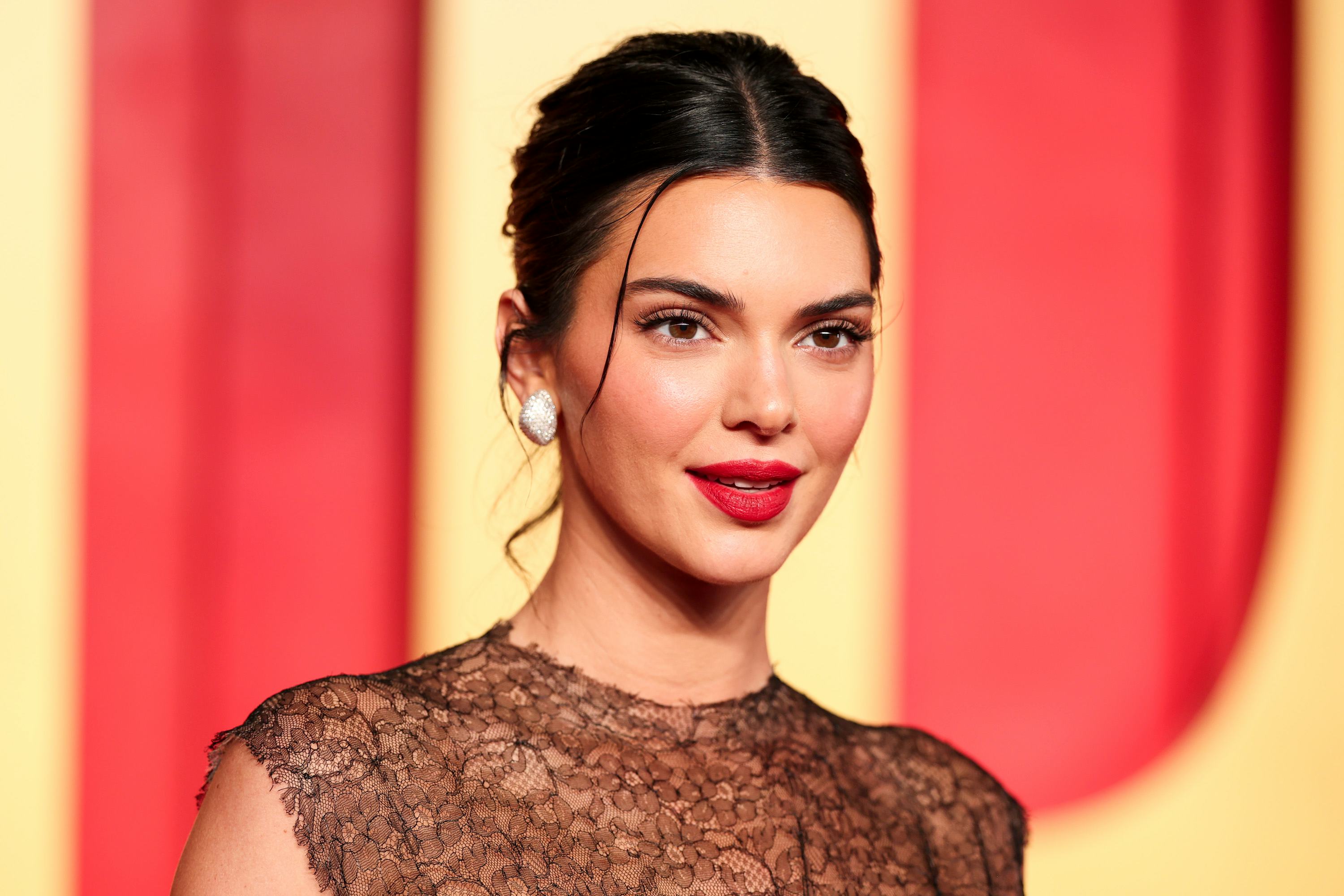 The 2024 Oscars Red Carpet Was All About Naked Dresses