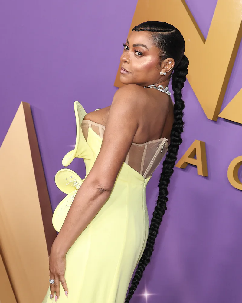 taraji p henson purple dress Oprah Winfrey shuts down Taraji P. Henson feud rumors
